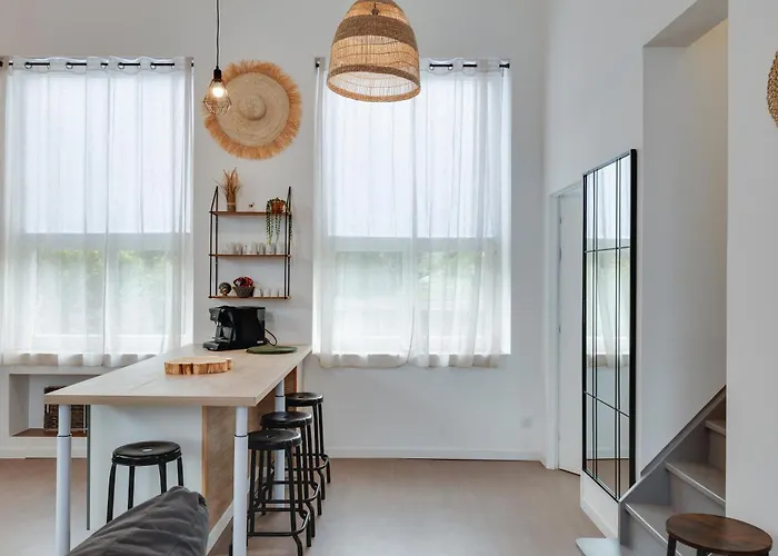 De L'ecole Des Gourmands