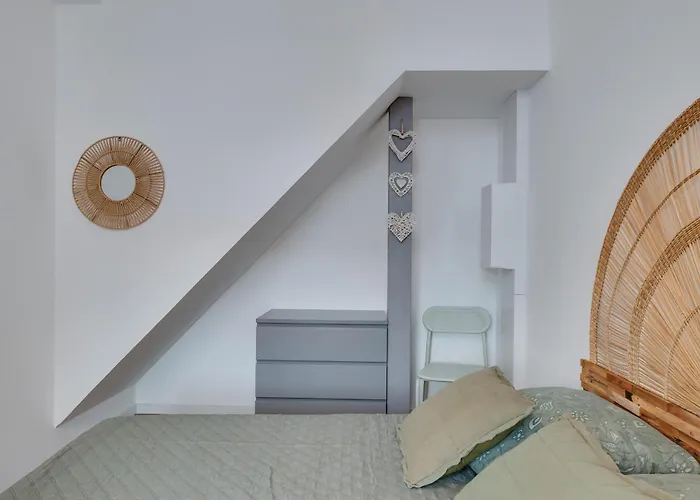 De L'ecole Des Gourmands Moulin-Neuf